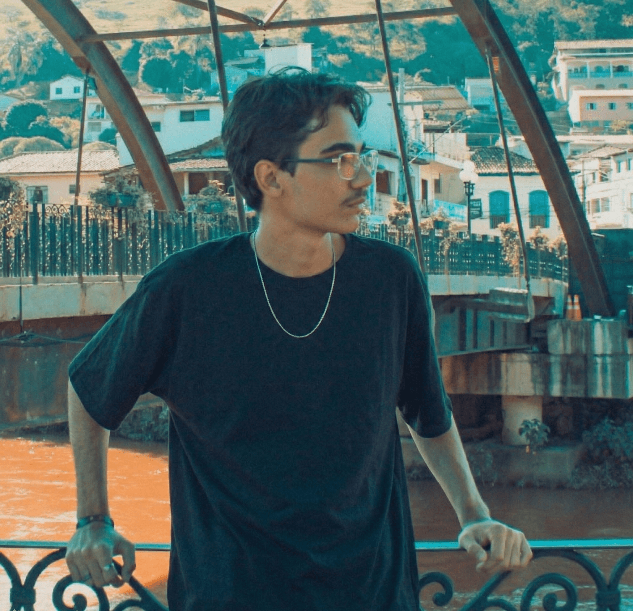 Luís Felipe Guimarães - Desenvolvedor Full-Stack e Especialista em Automação